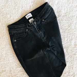 RVCA black skinny cut-off crop jeans